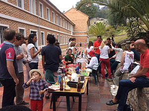 Bogota Café après la messe