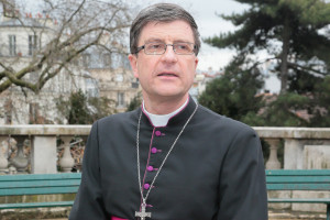Mgr-eric-de-moulins-beaufort