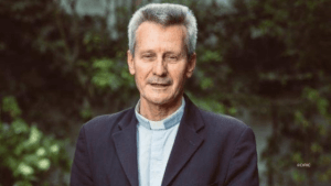 Précédent sécrétaire général de la CEF